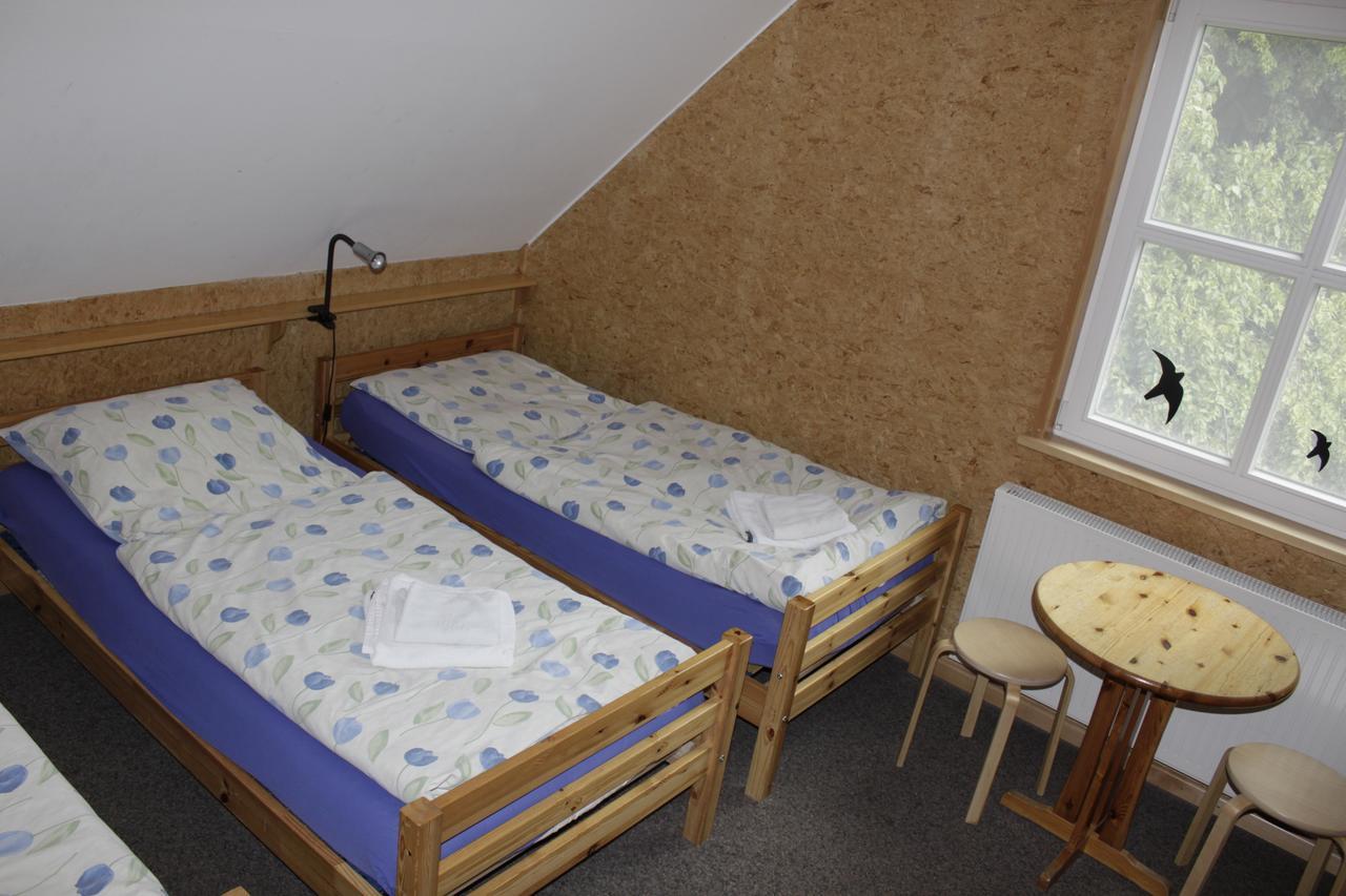Landgasthof Alter Bahnhof Heyerode Стая снимка